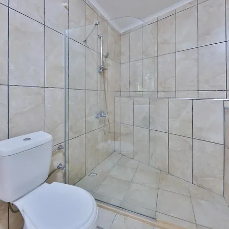 Nur, Beachfront וילה קס