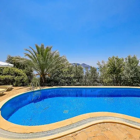 וילה Nur, Beachfront *