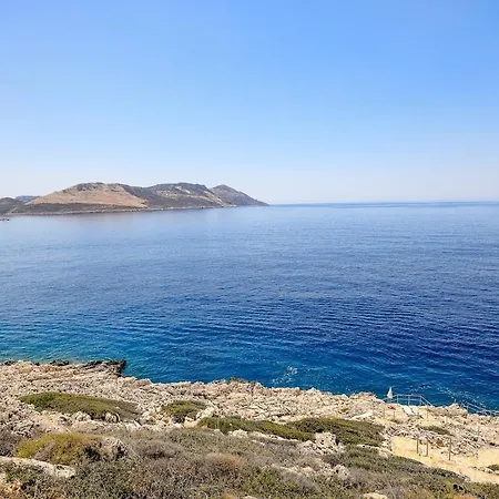וילה Nur, Beachfront