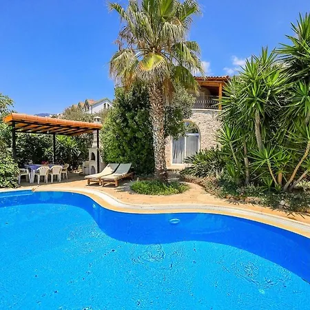 Nur, Beachfront וילה קס
